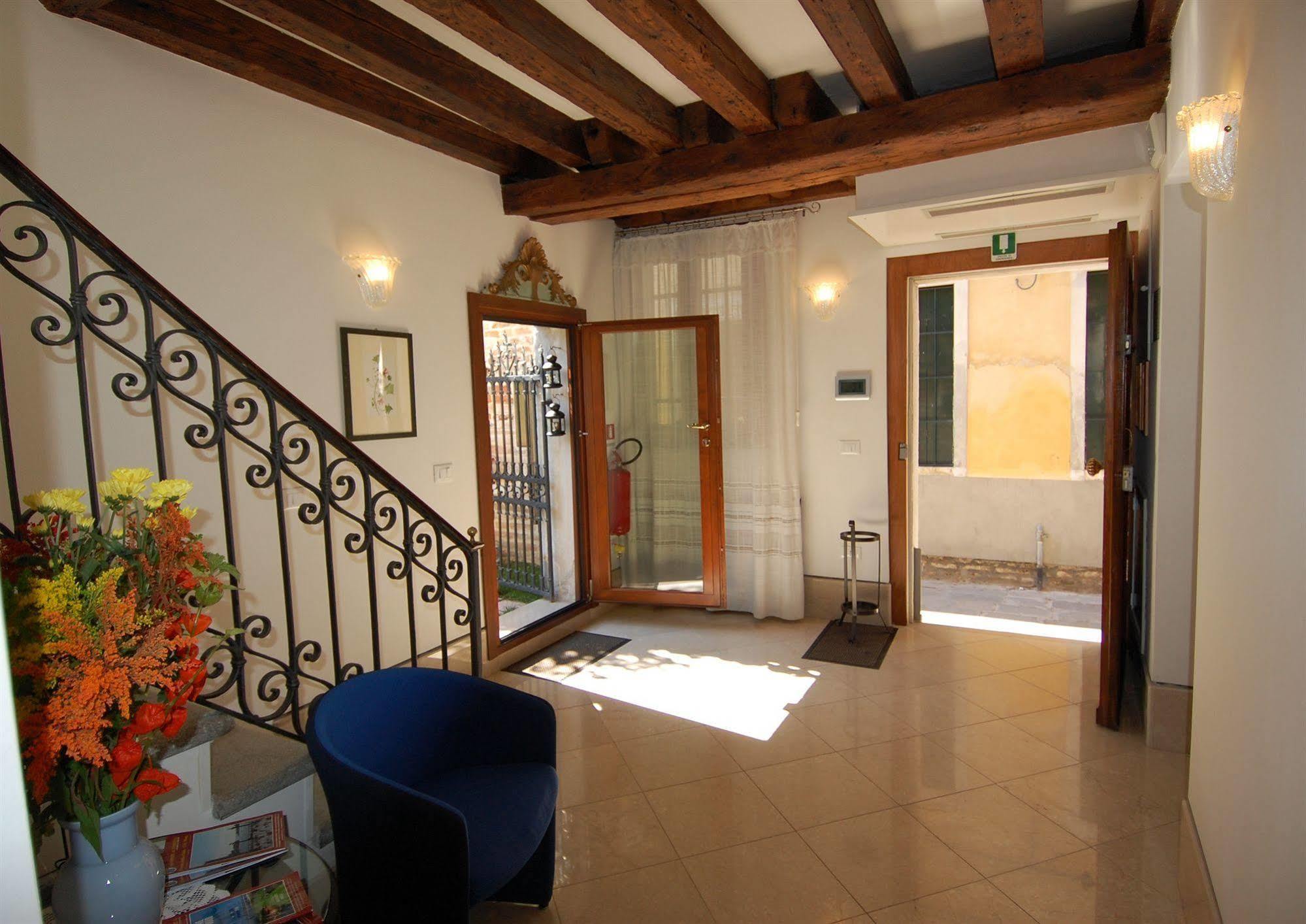 Santa Margherita 3* Venice