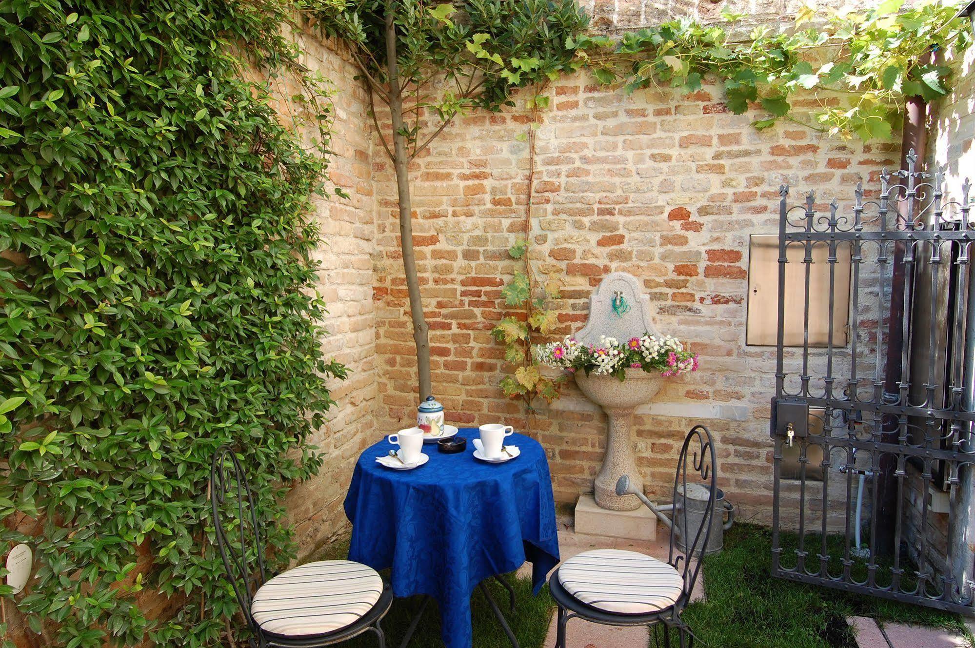 Guest house Santa Margherita 3*
