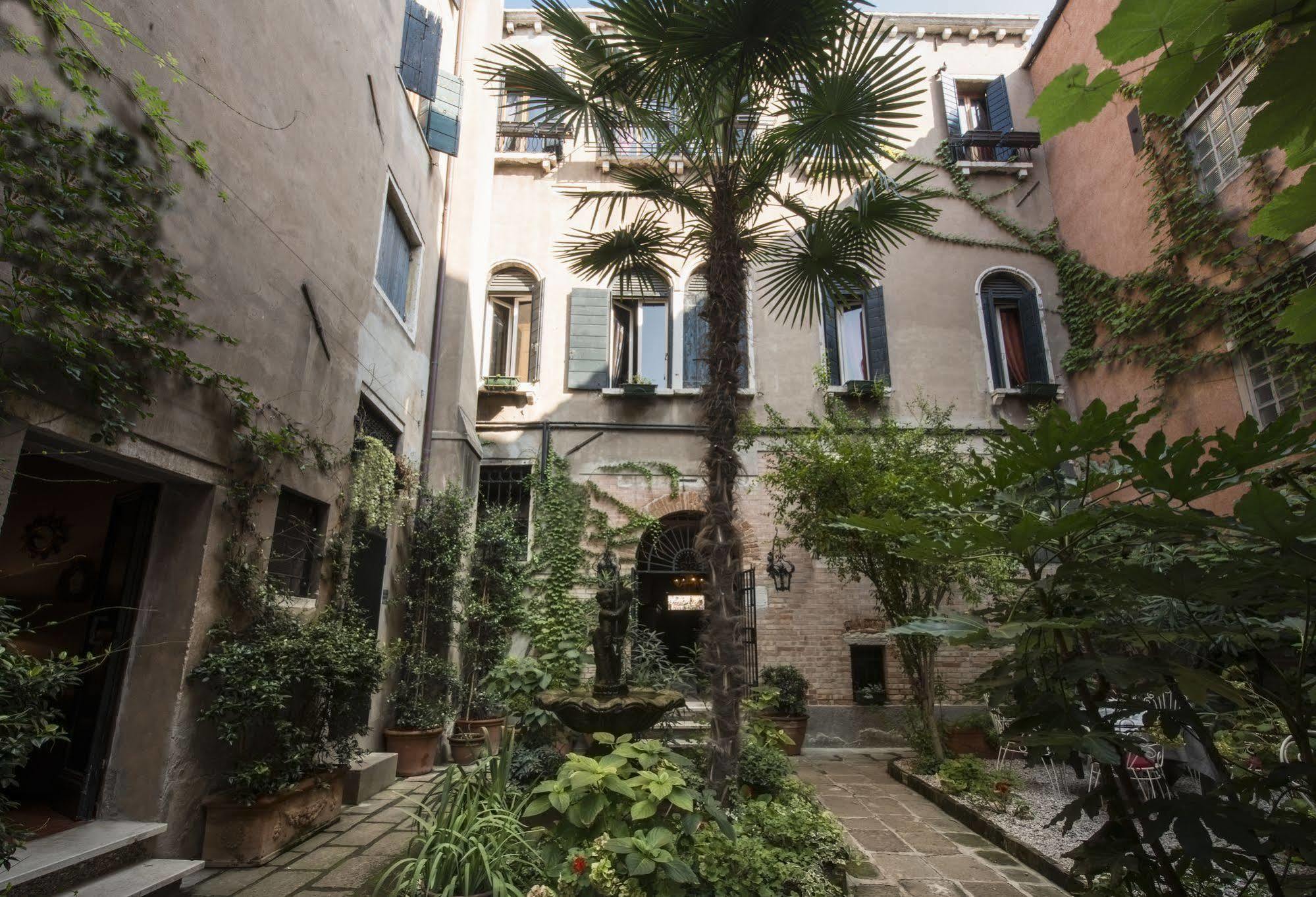 La Residenza 818 Affittacamere Venezia