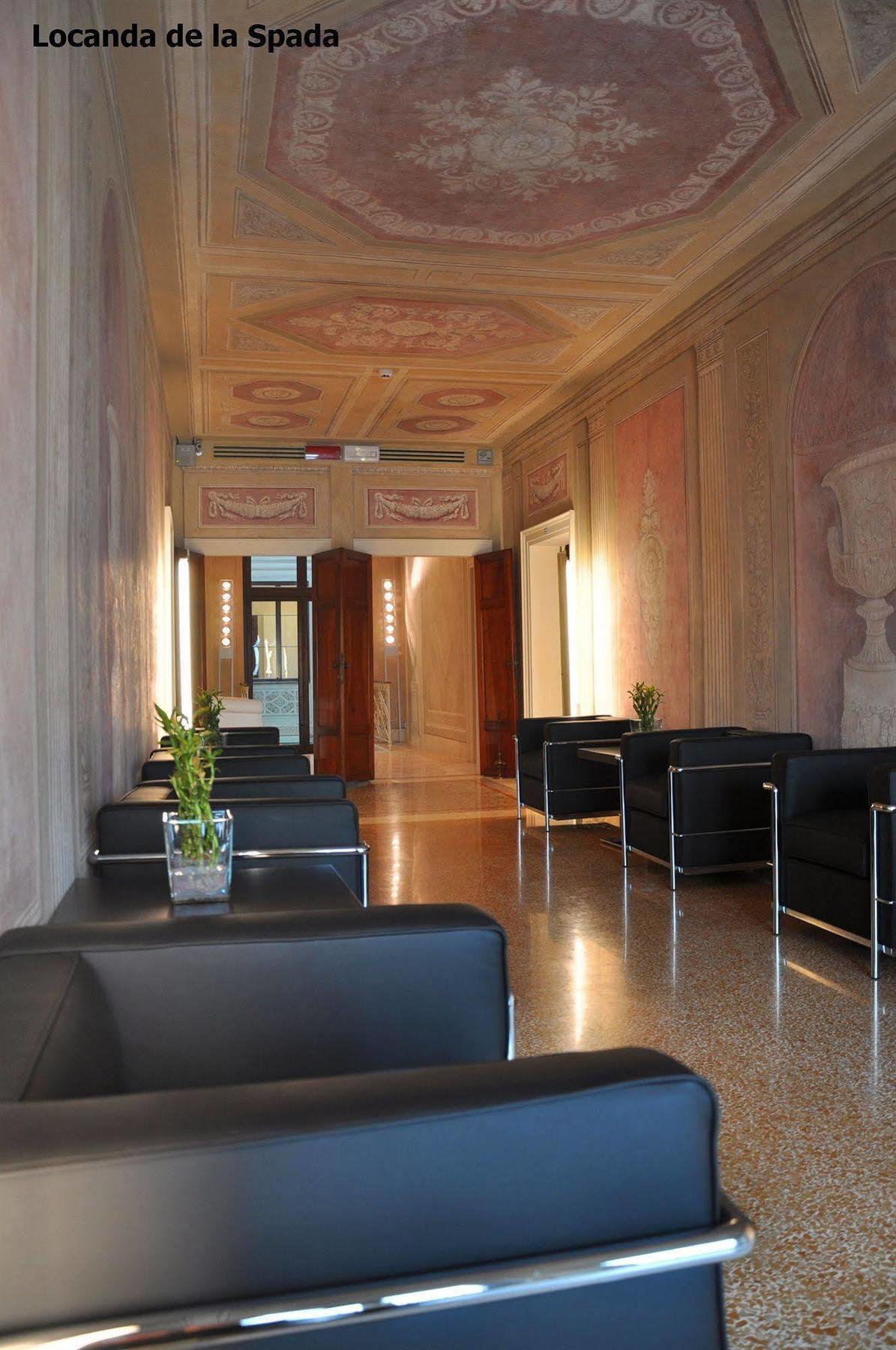 Hotel Locanda De La Spada 4*