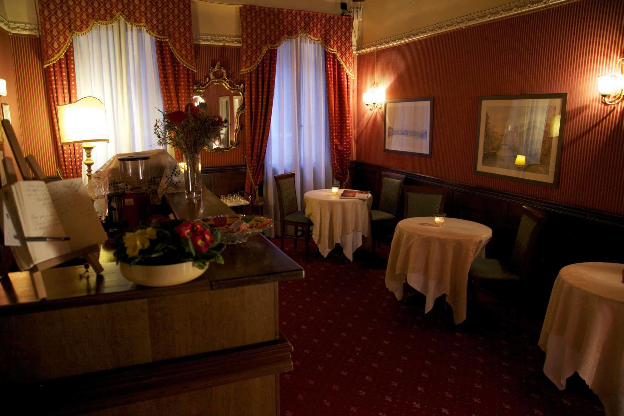 Ca' Morosini 1 & 2 Guest house
