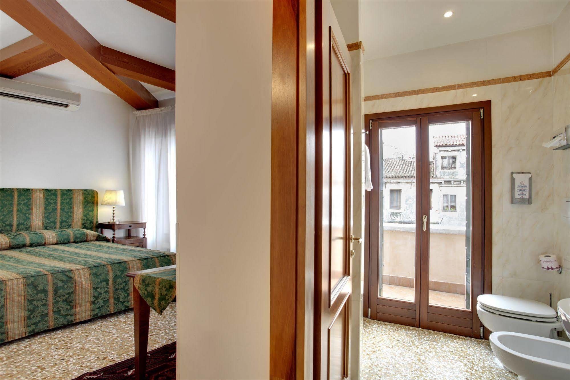 Hotel San Giorgio Degli Schiavoni *