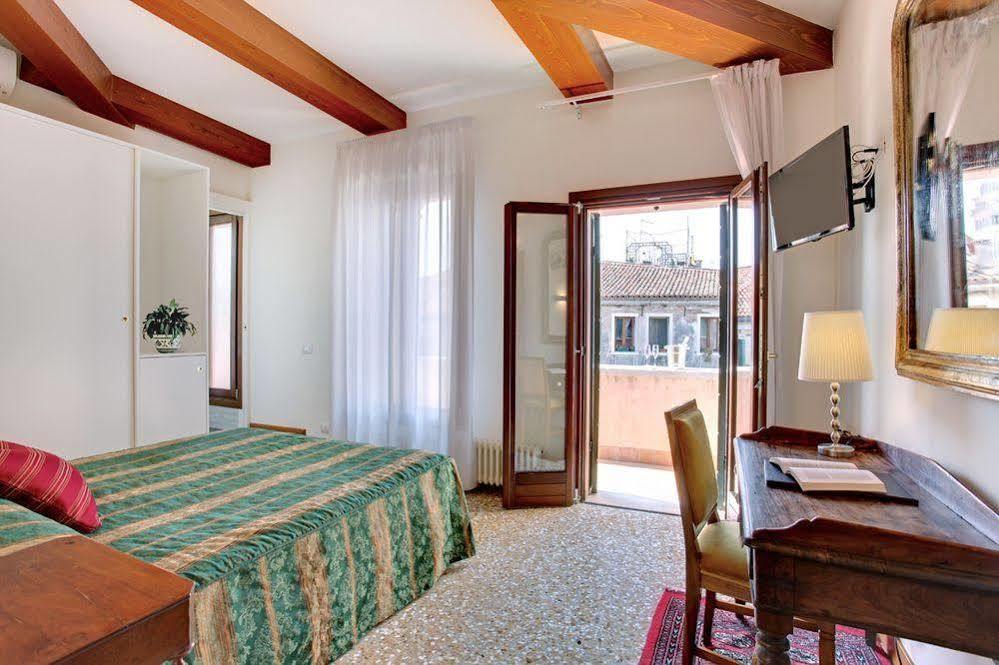 San Giorgio Degli Schiavoni Hotel