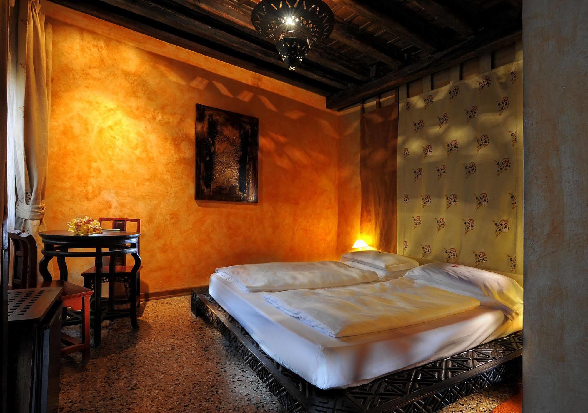 Novecento Boutique