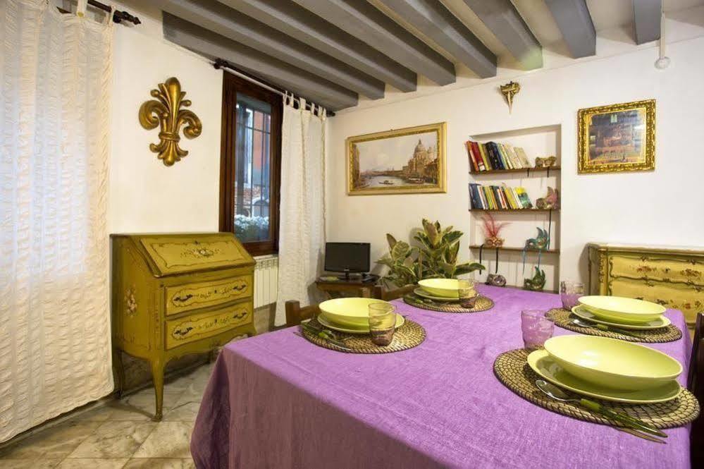 Noemi Hotel 3*