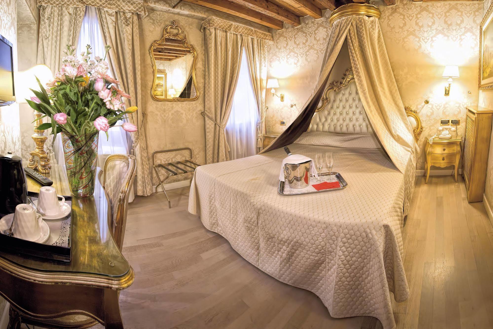 Noemi Hotel Venice