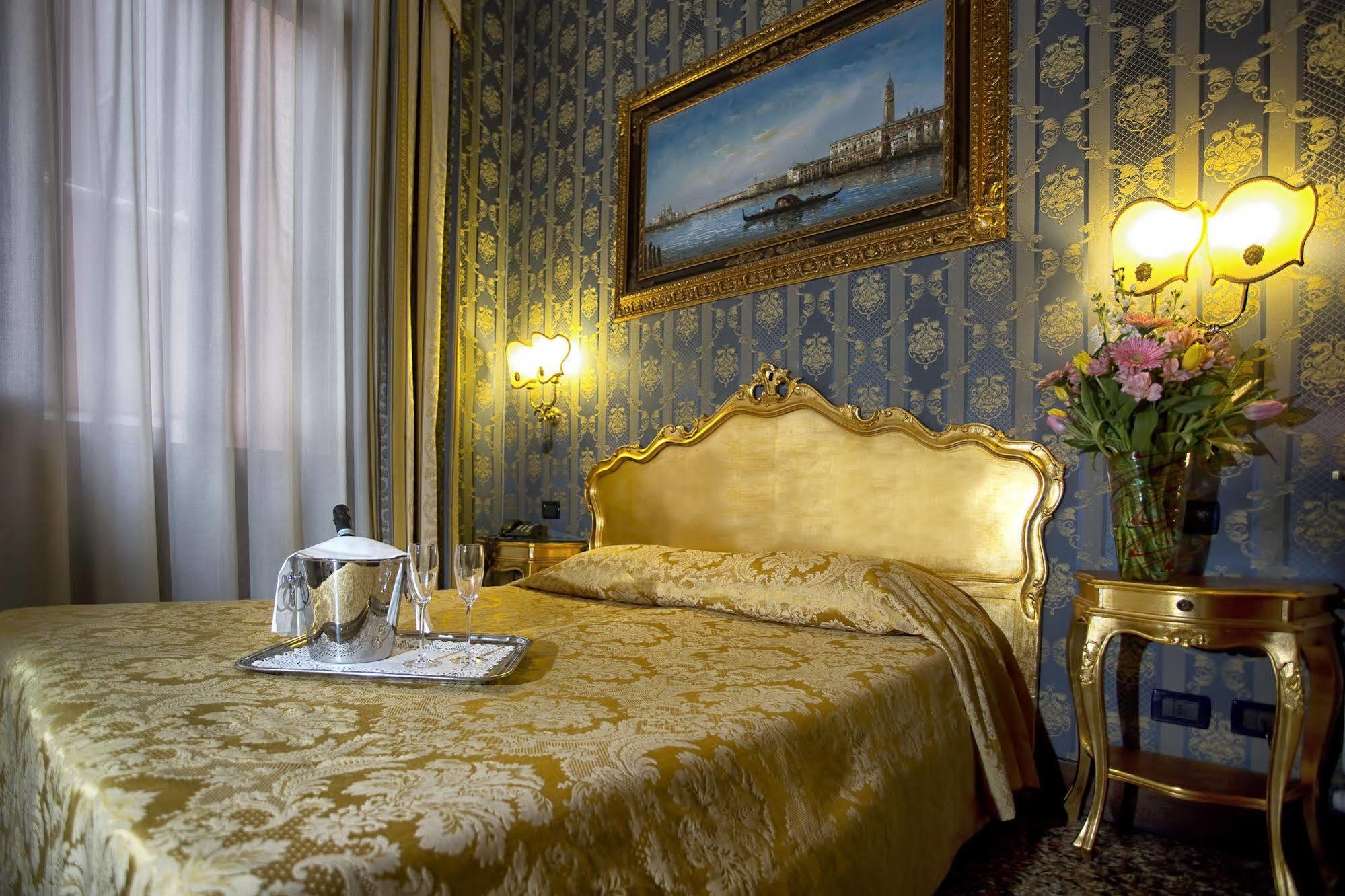 Hotel Noemi Venice