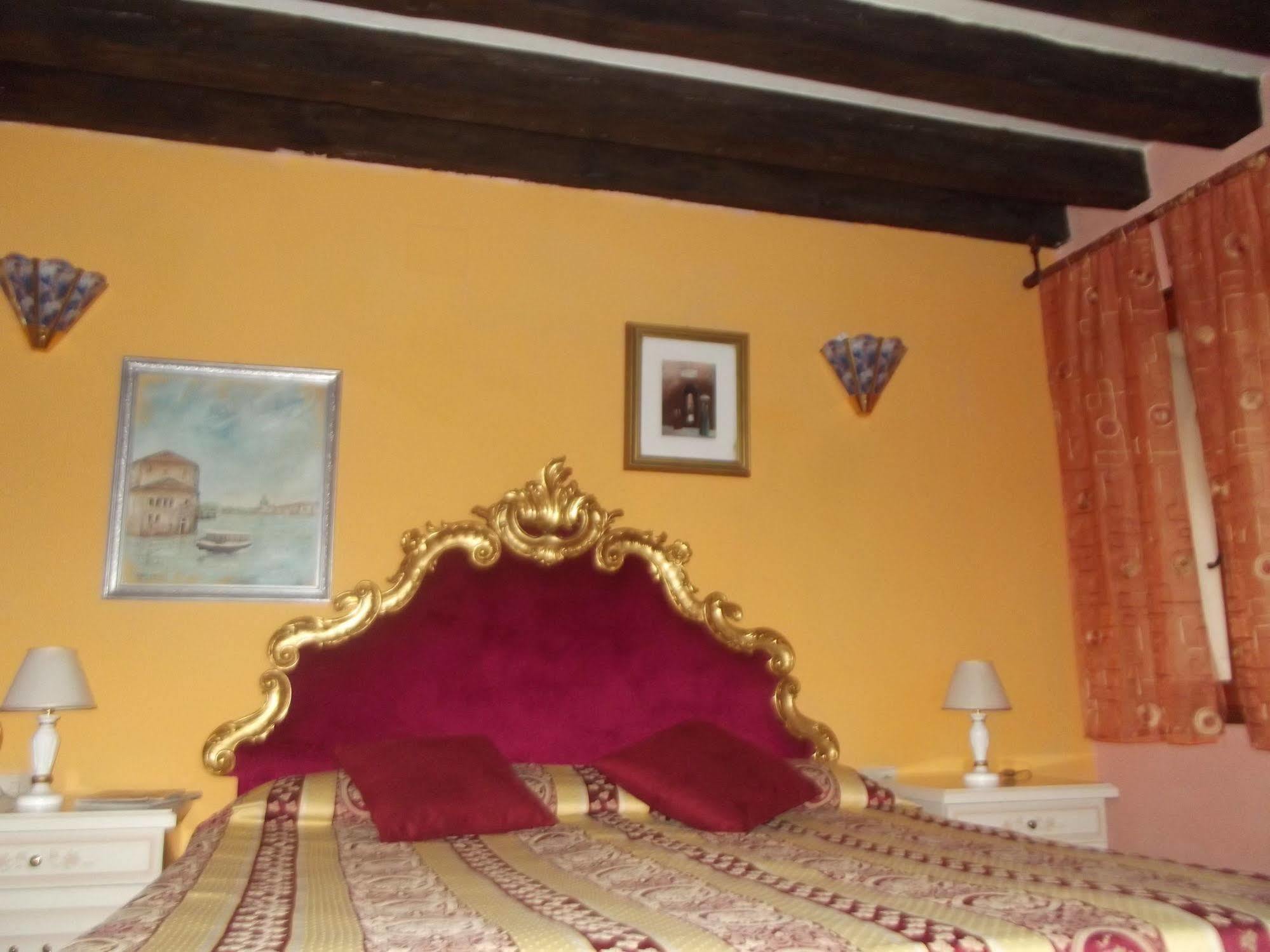 Bed & Breakfast Alloggi Serena Venice