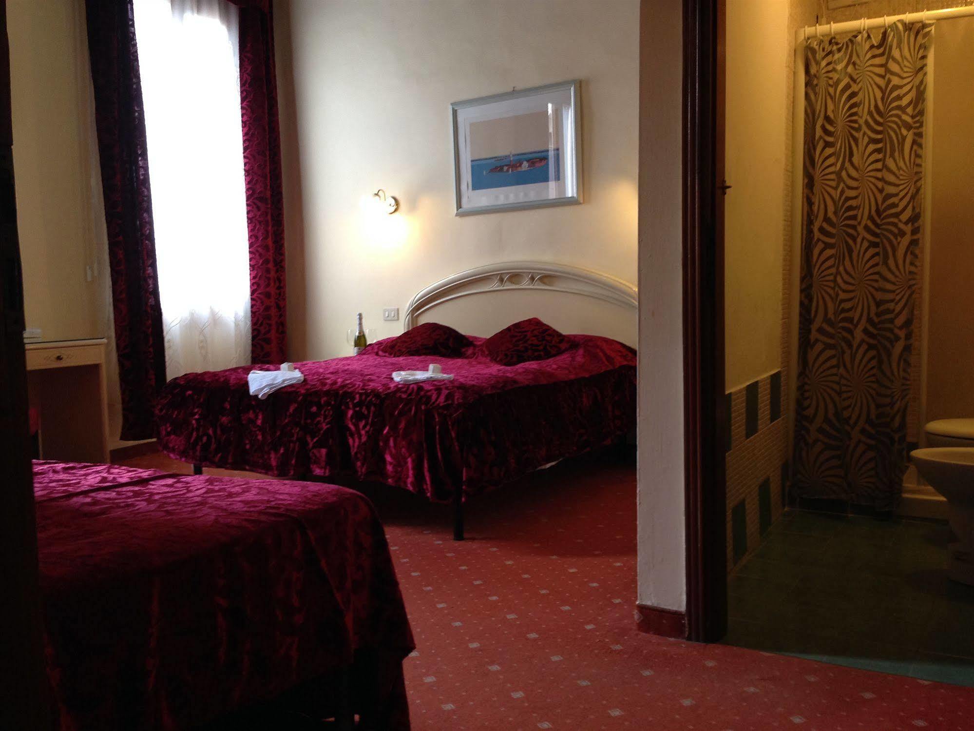Hotel Casa Linger Veneza