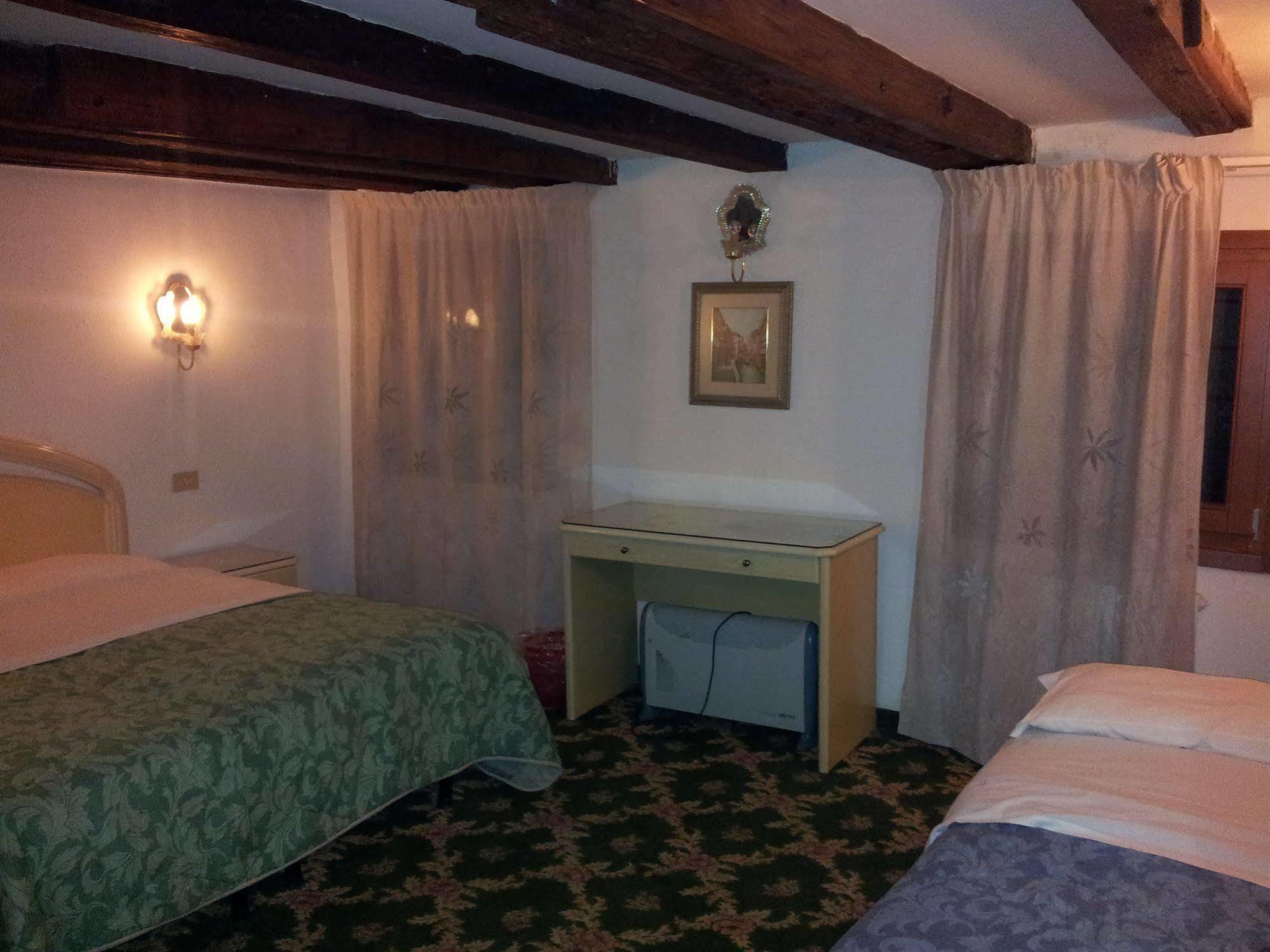 Hotel Casa Linger Veneza