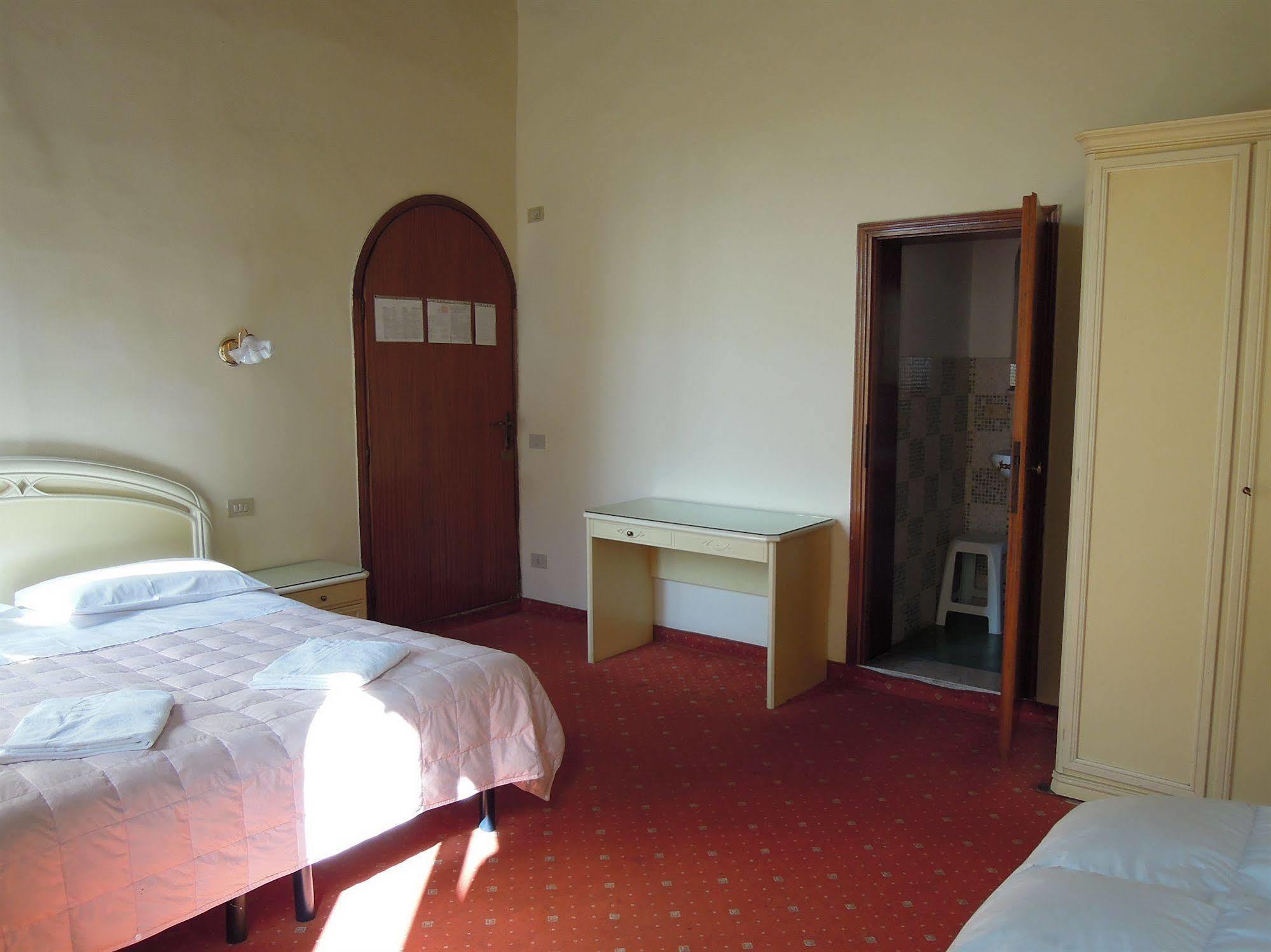 Casa Linger Hotel