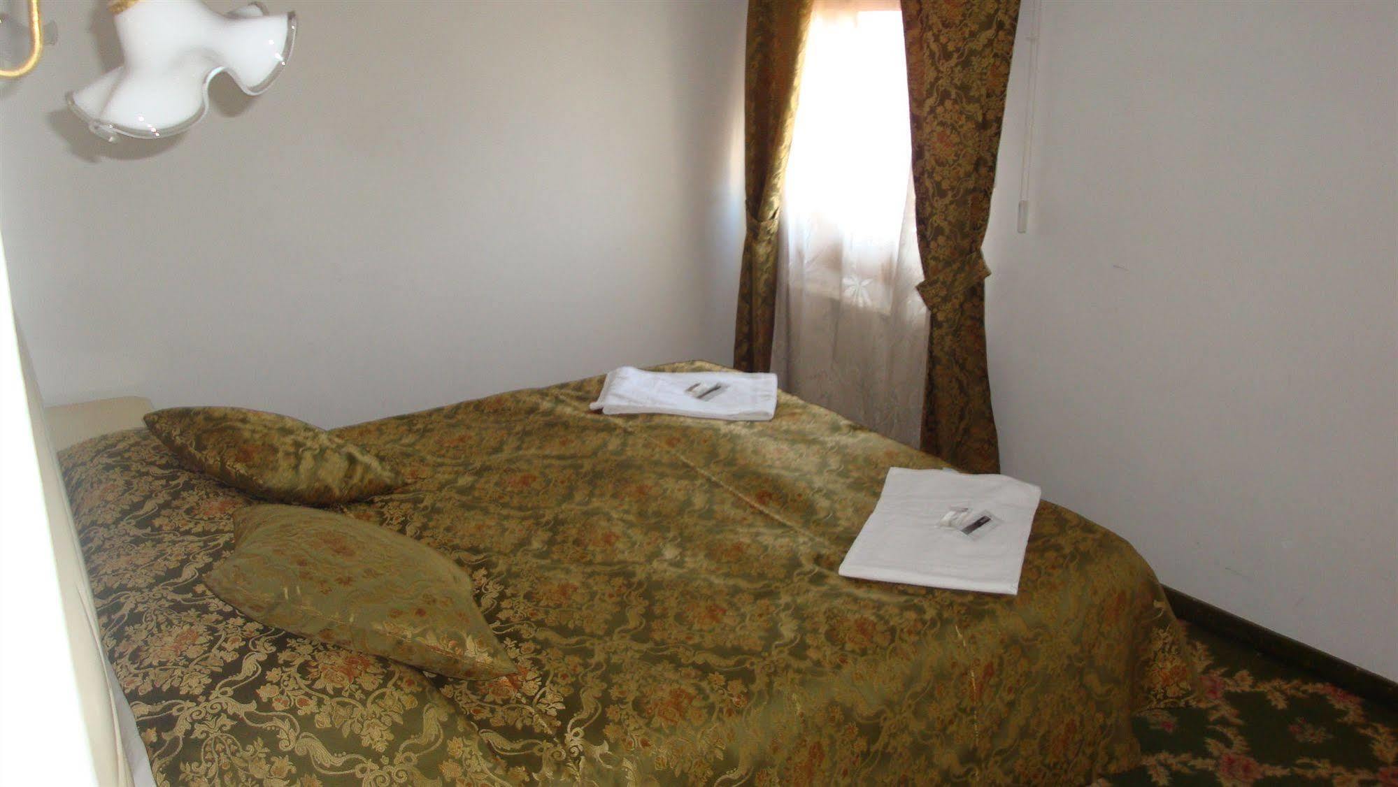 Hotel Casa Linger *