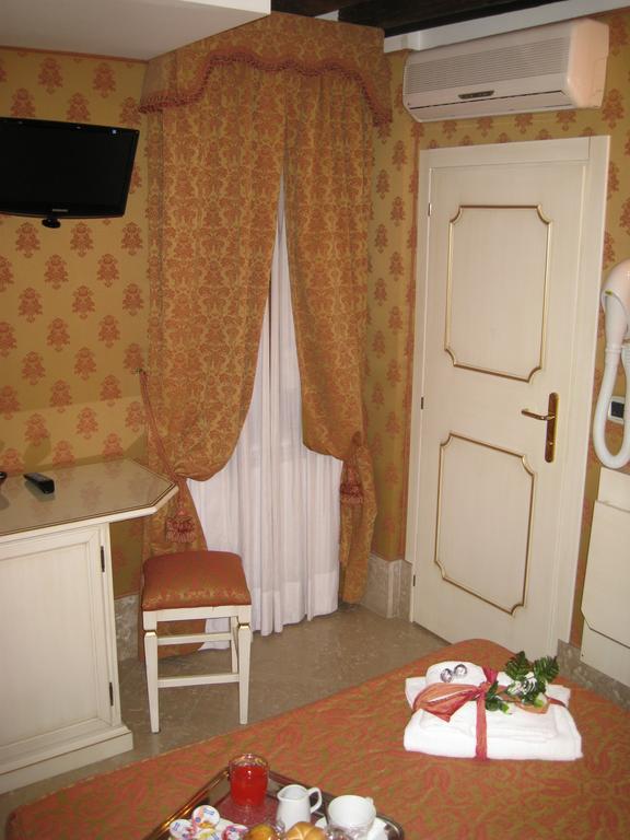 Ca' San Vio 3* Veneza