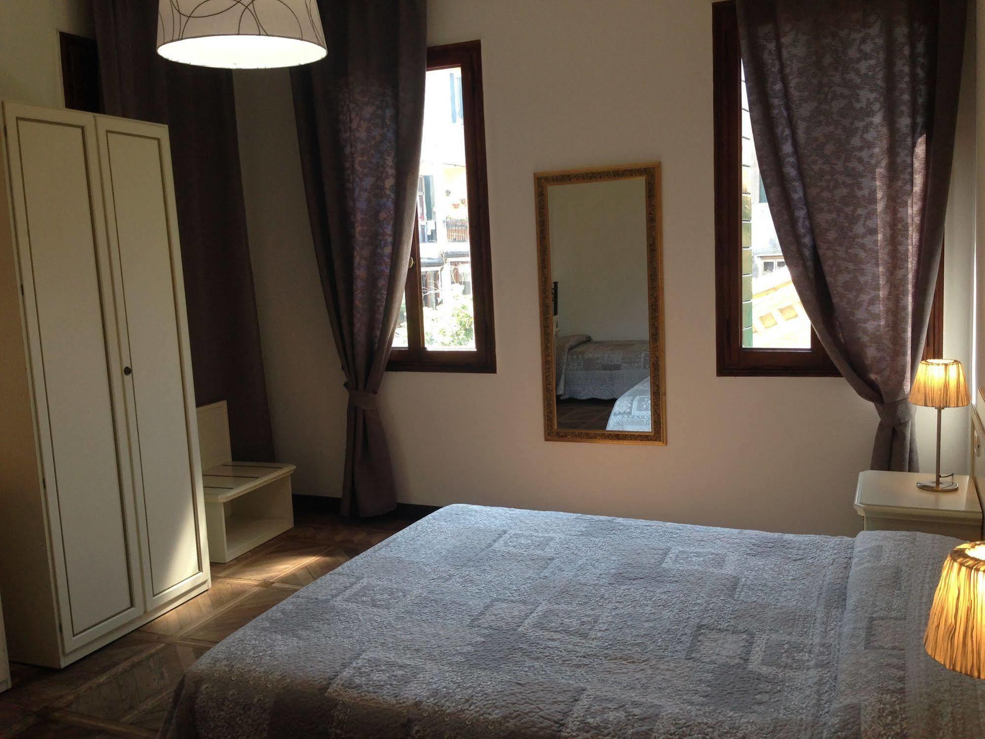 Pensão Guest House Loredana *