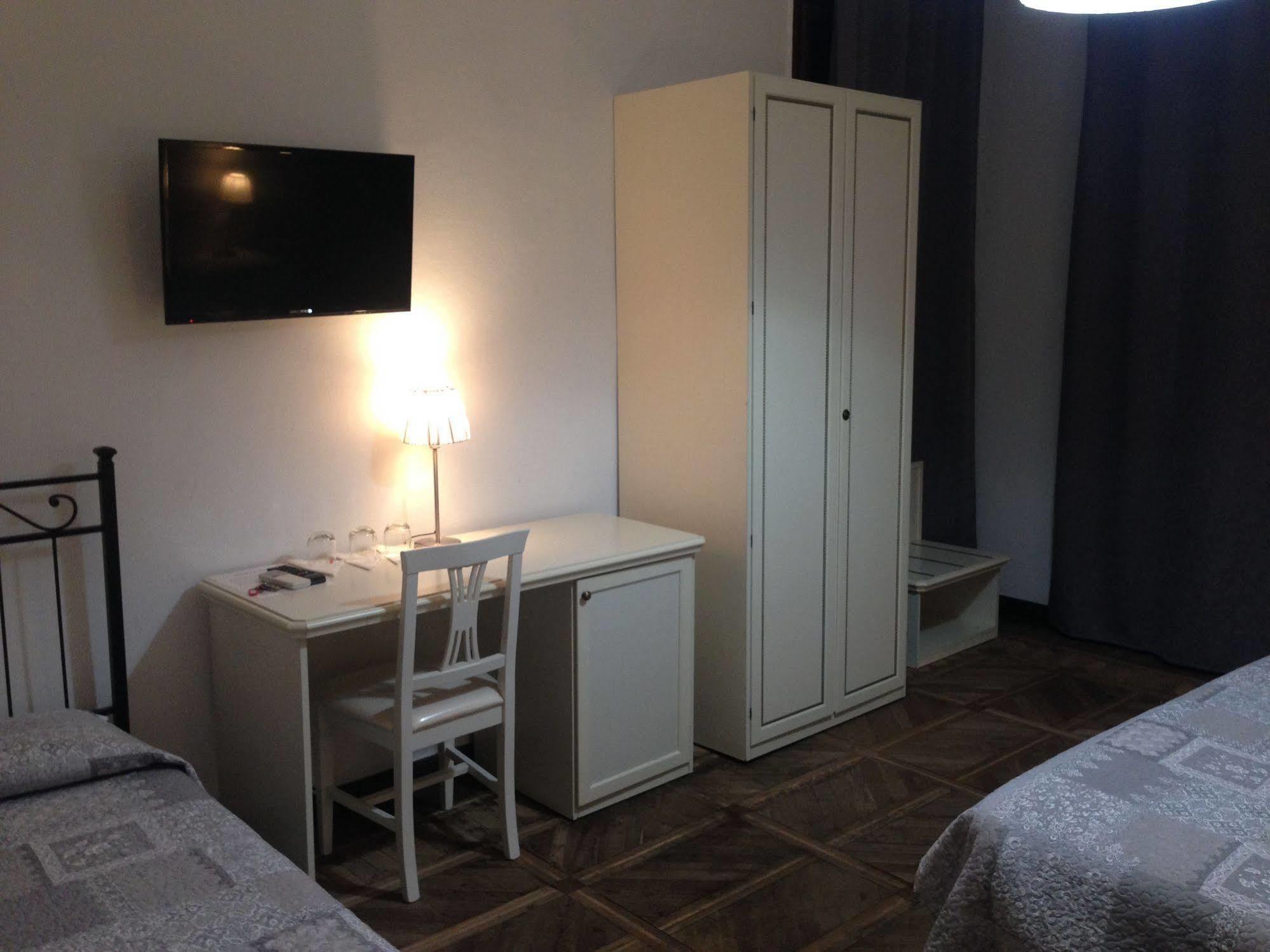 Guest House Loredana Pensão