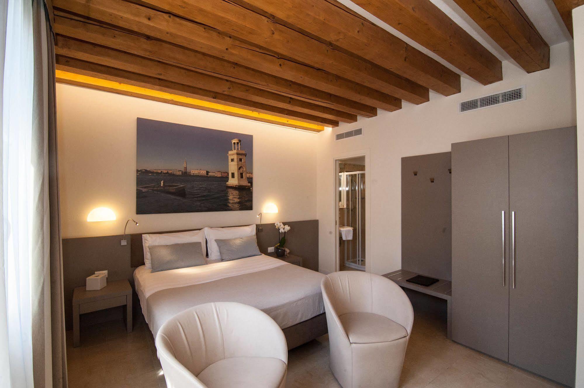 Leone Venice