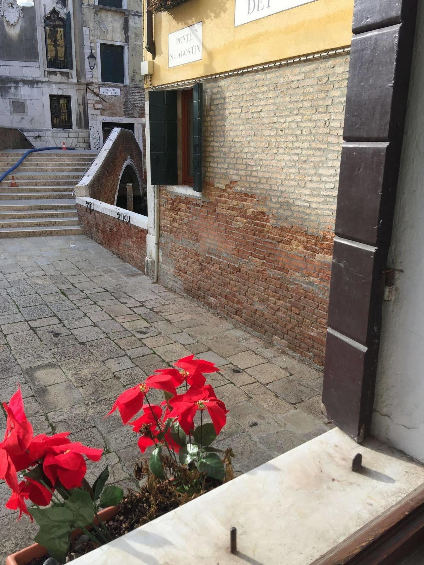 Lovers Venice