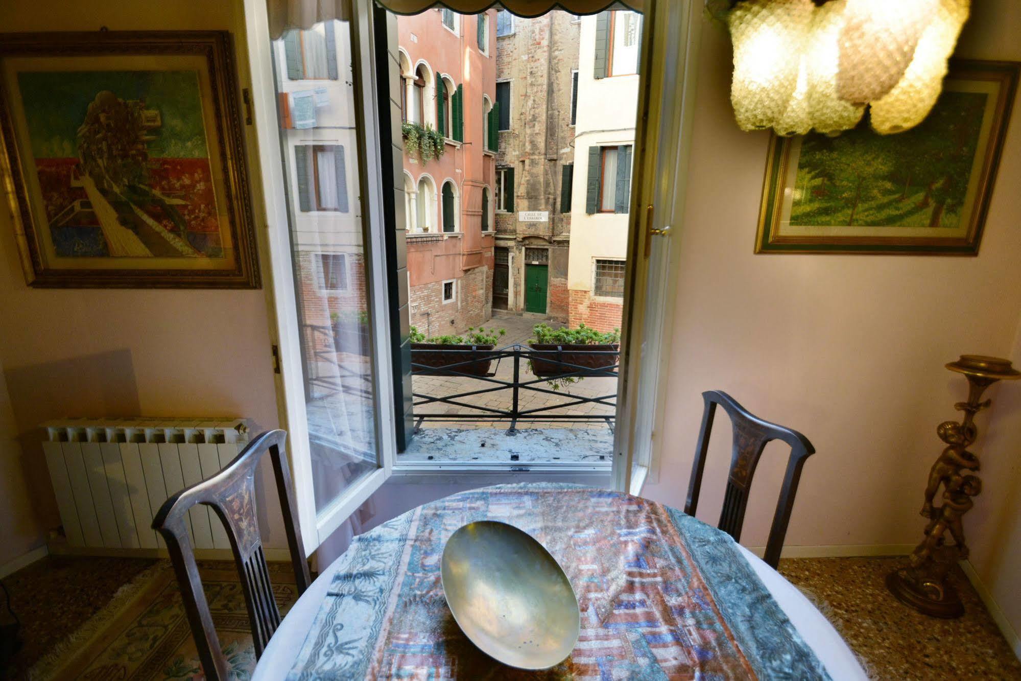 Apartment Ve.n.i.ce. Cera Casa Del Sol