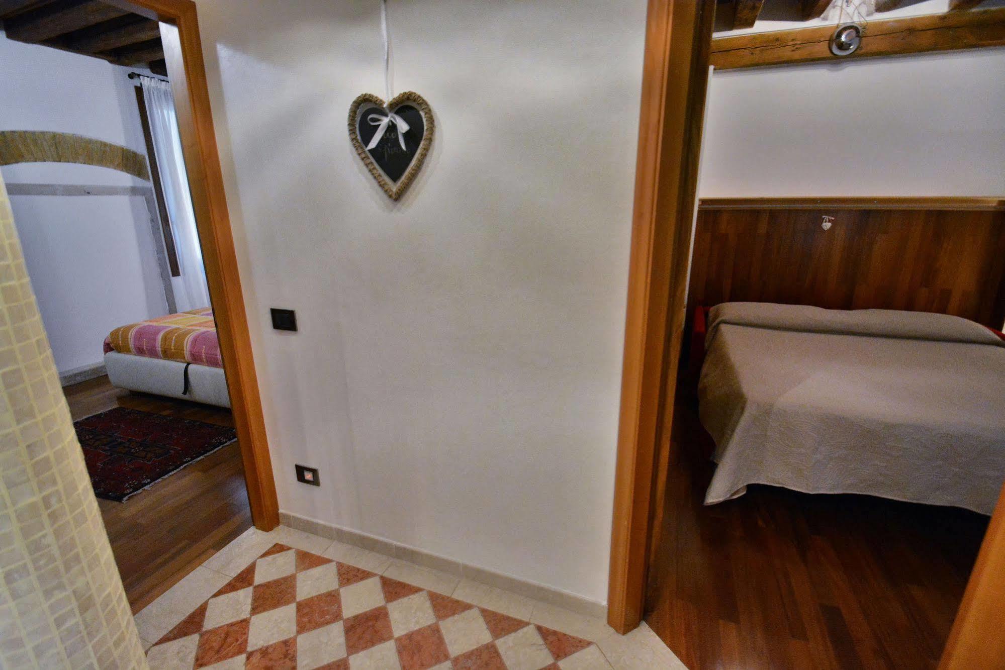 Ve.n.i.ce. Cera Casa De La Vida Apartment