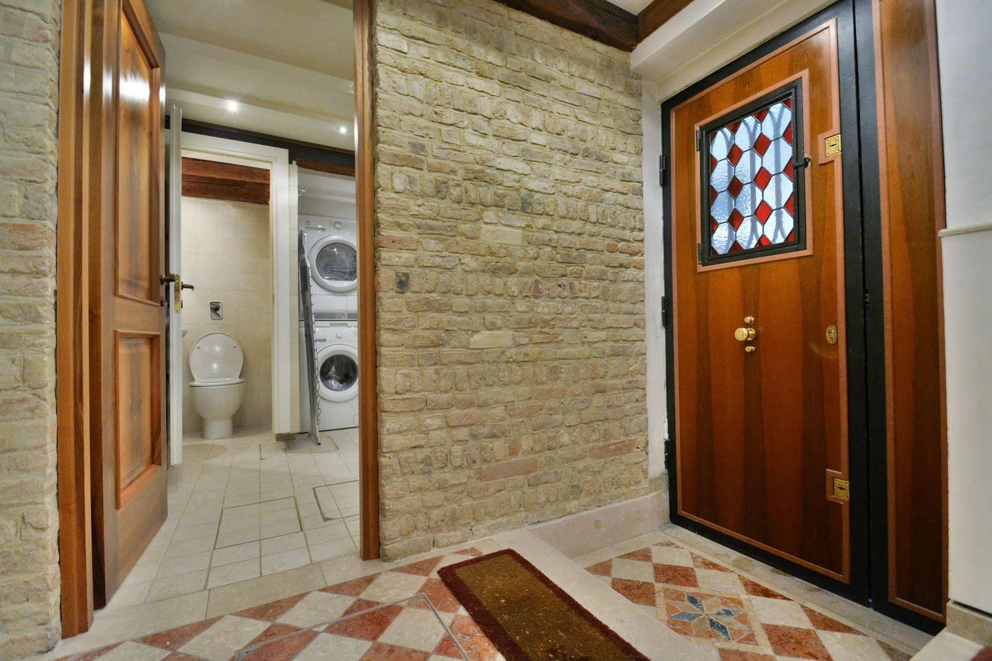 Ve.n.i.ce. Cera Casa De La Vida Apartment
