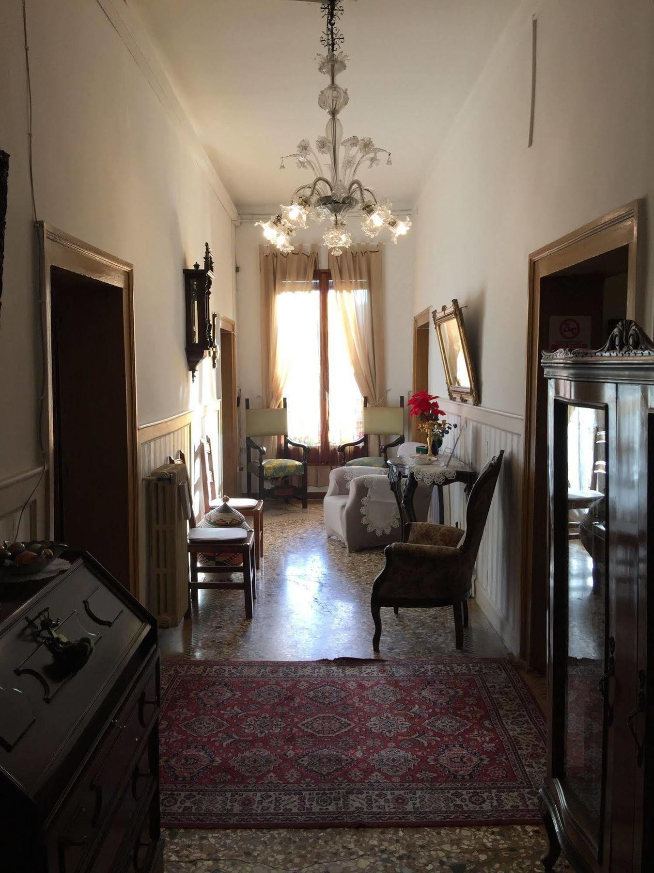 Princess Canal View Apartment *