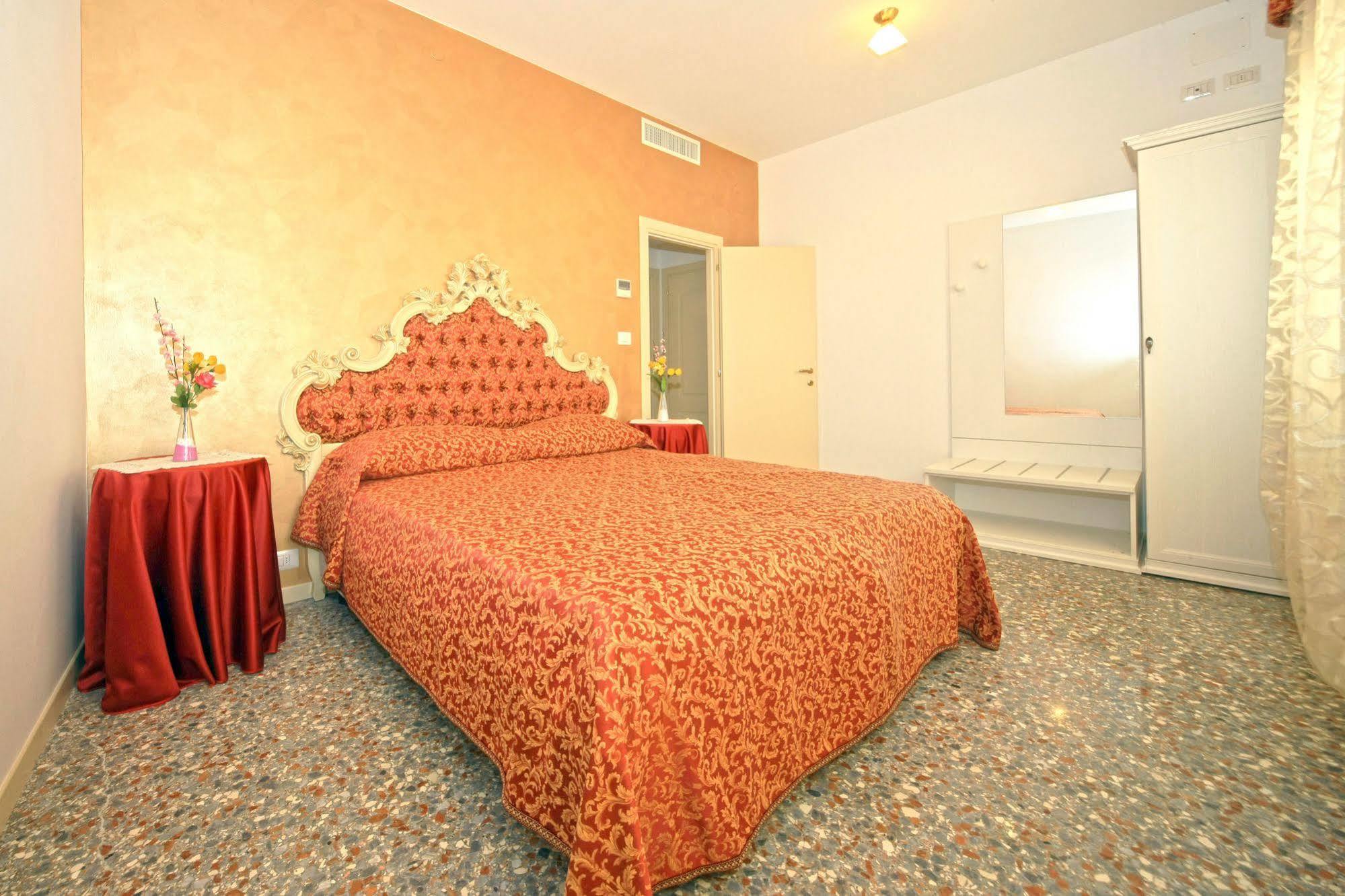 Rialto Dream Venice