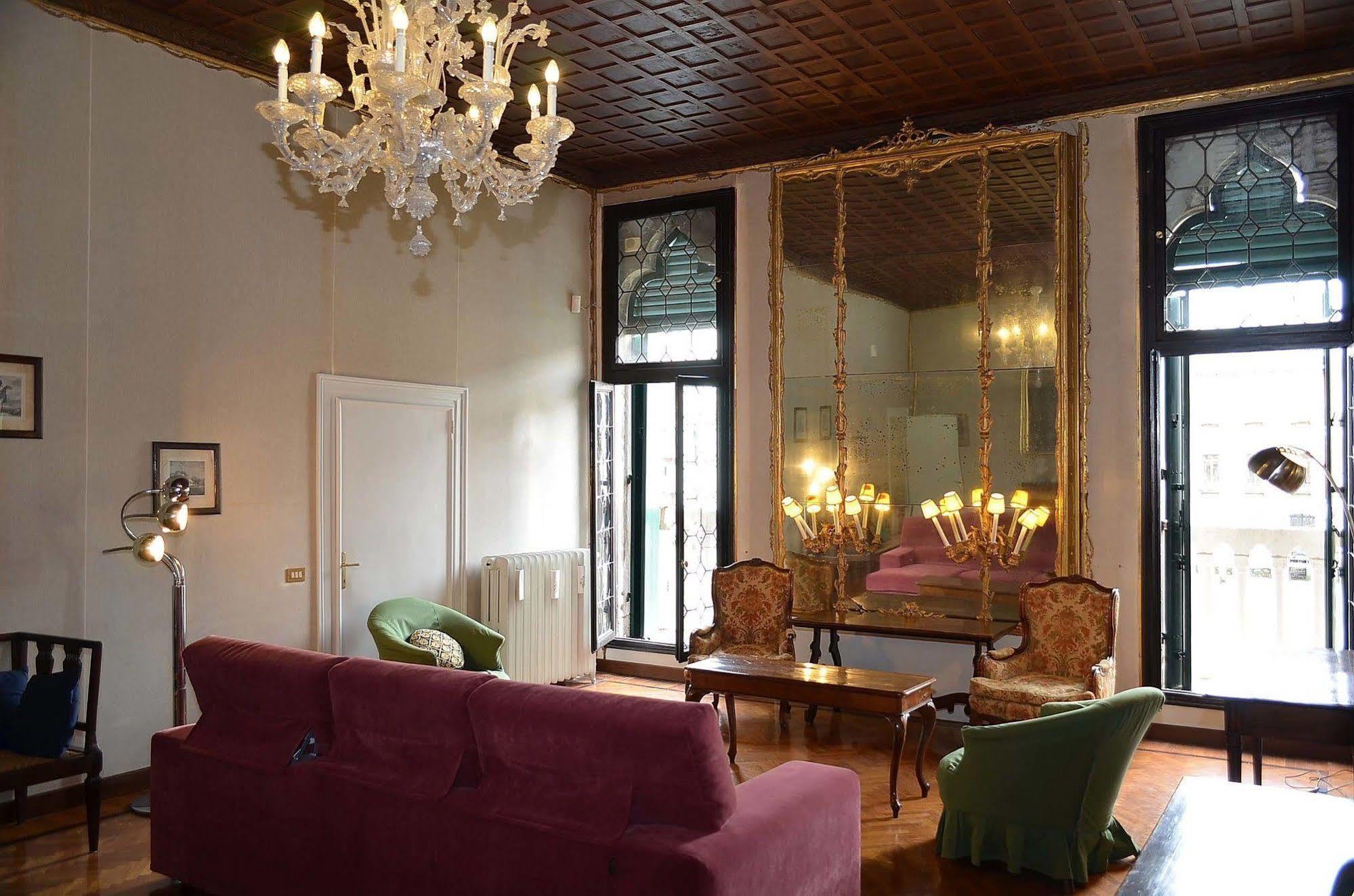 Apartment Raboso Grand 9-Windows