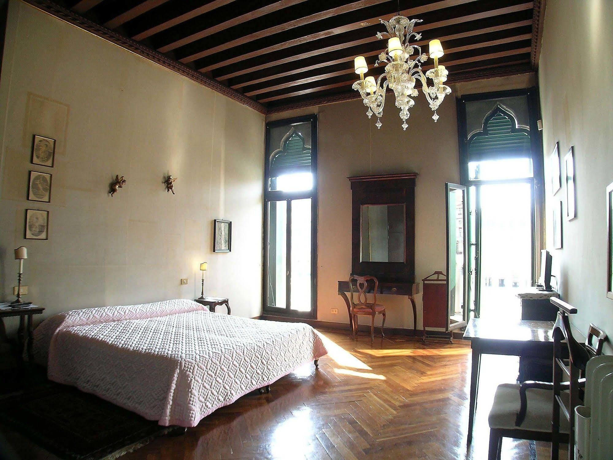 Apartment Raboso Grand 9-Windows *