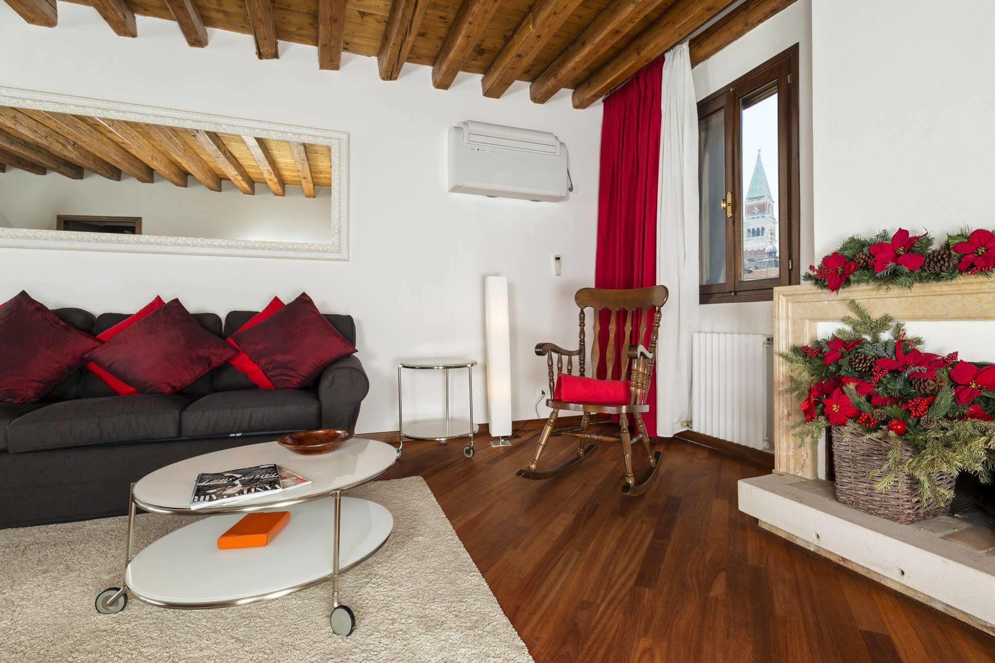 Apartment Elegant Terrace Near Piazza San Marco Last Floor No Lift