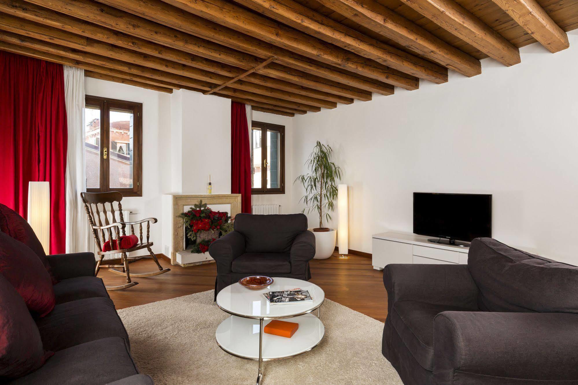 Elegant Terrace Near Piazza San Marco Last Floor No Lift * Venice