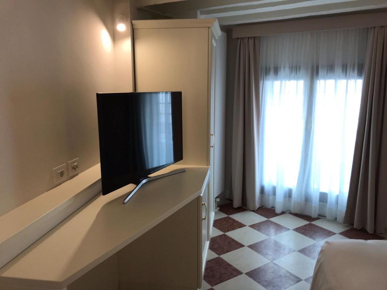 Guest house Maddalena 2*