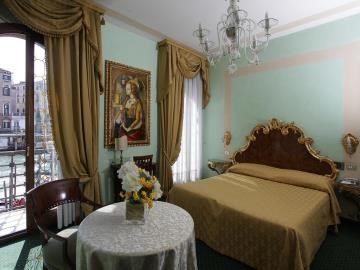 Marconi Hotel 3*