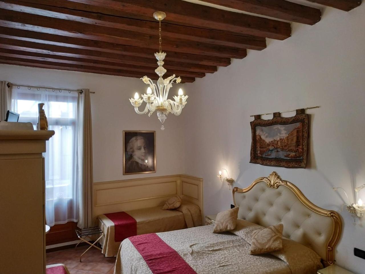Guest house Alloggi Ss Giovanni E Paolo