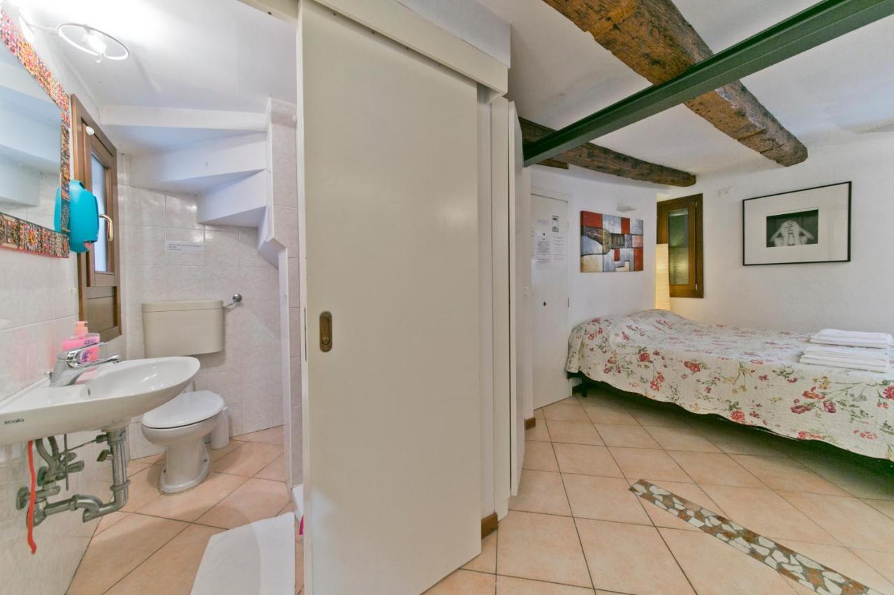 Ca' Biennale Ac Wi-fi Apartment Venice