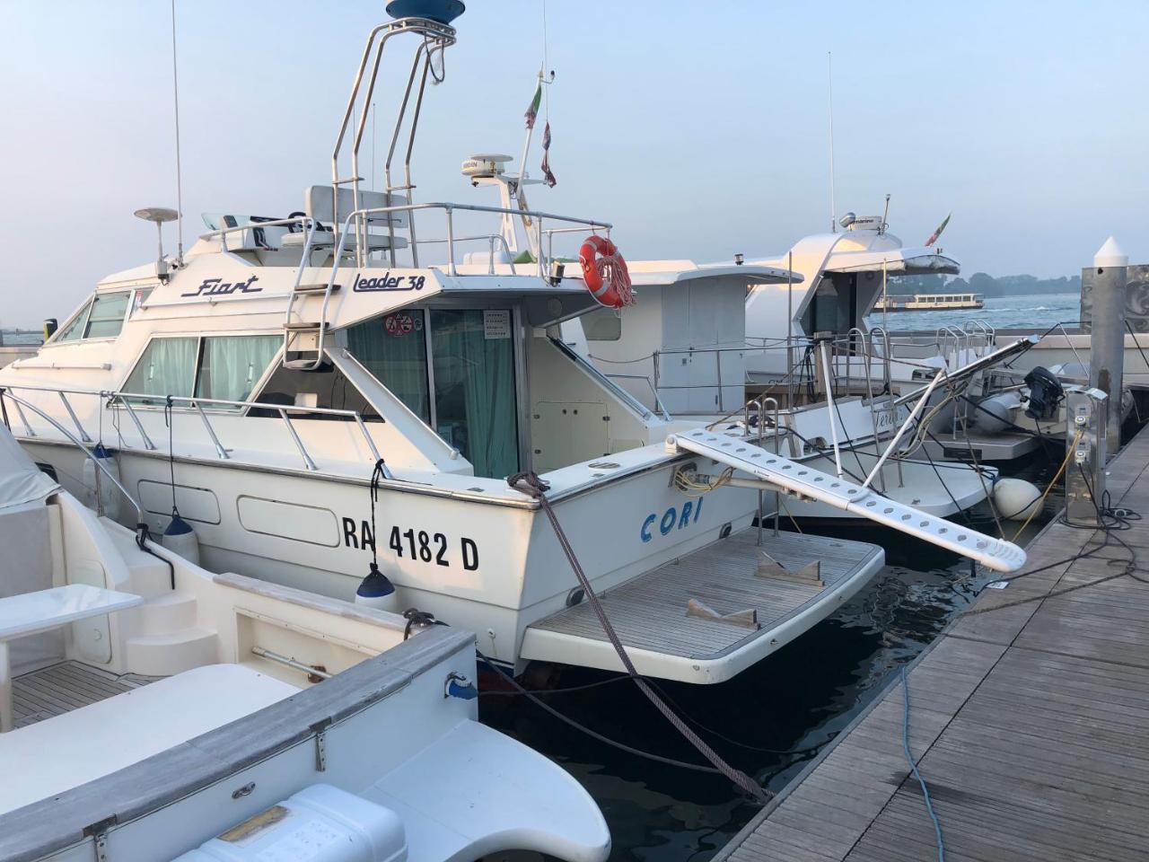 Boathotels Marina Sant'elena Botel