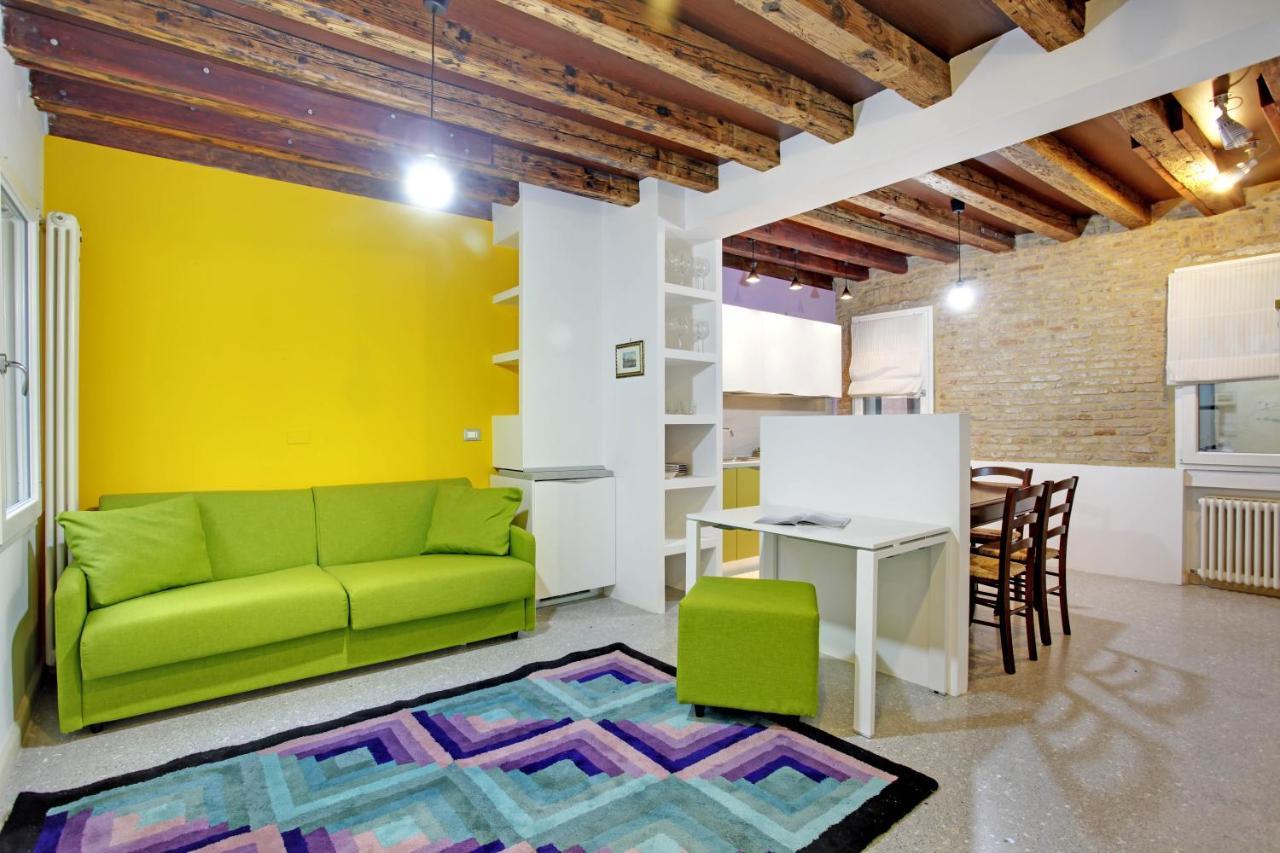 Apartment Fenix Otello *