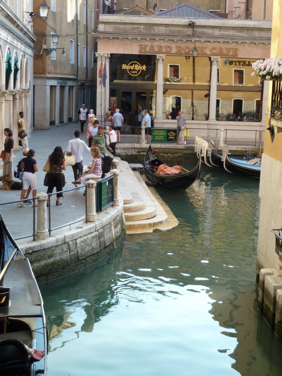 Ca' Alle Gondolette Apartment Venice