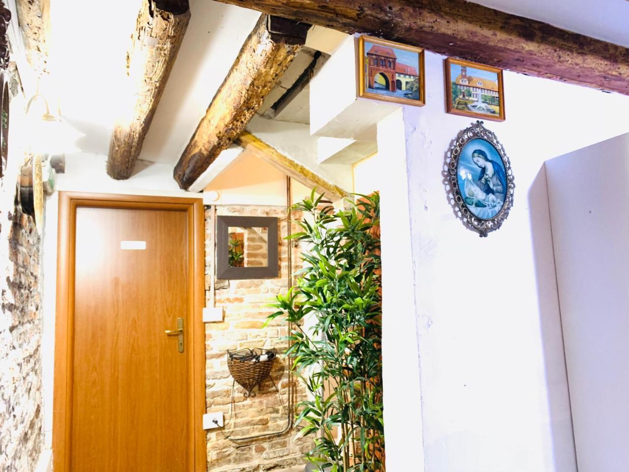 Aquablue San Marco Guest house *