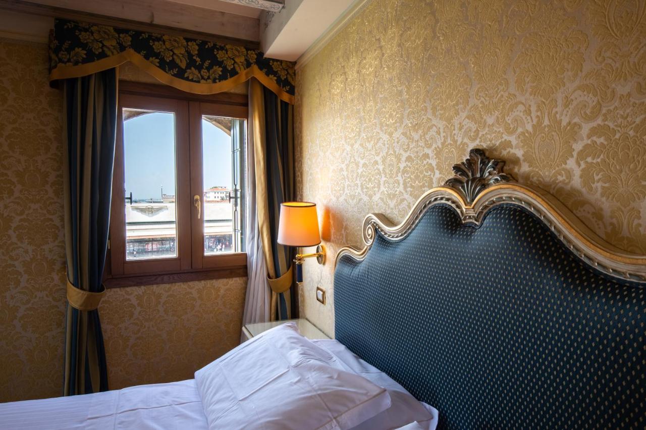 Hotel Antiche Figure Venice