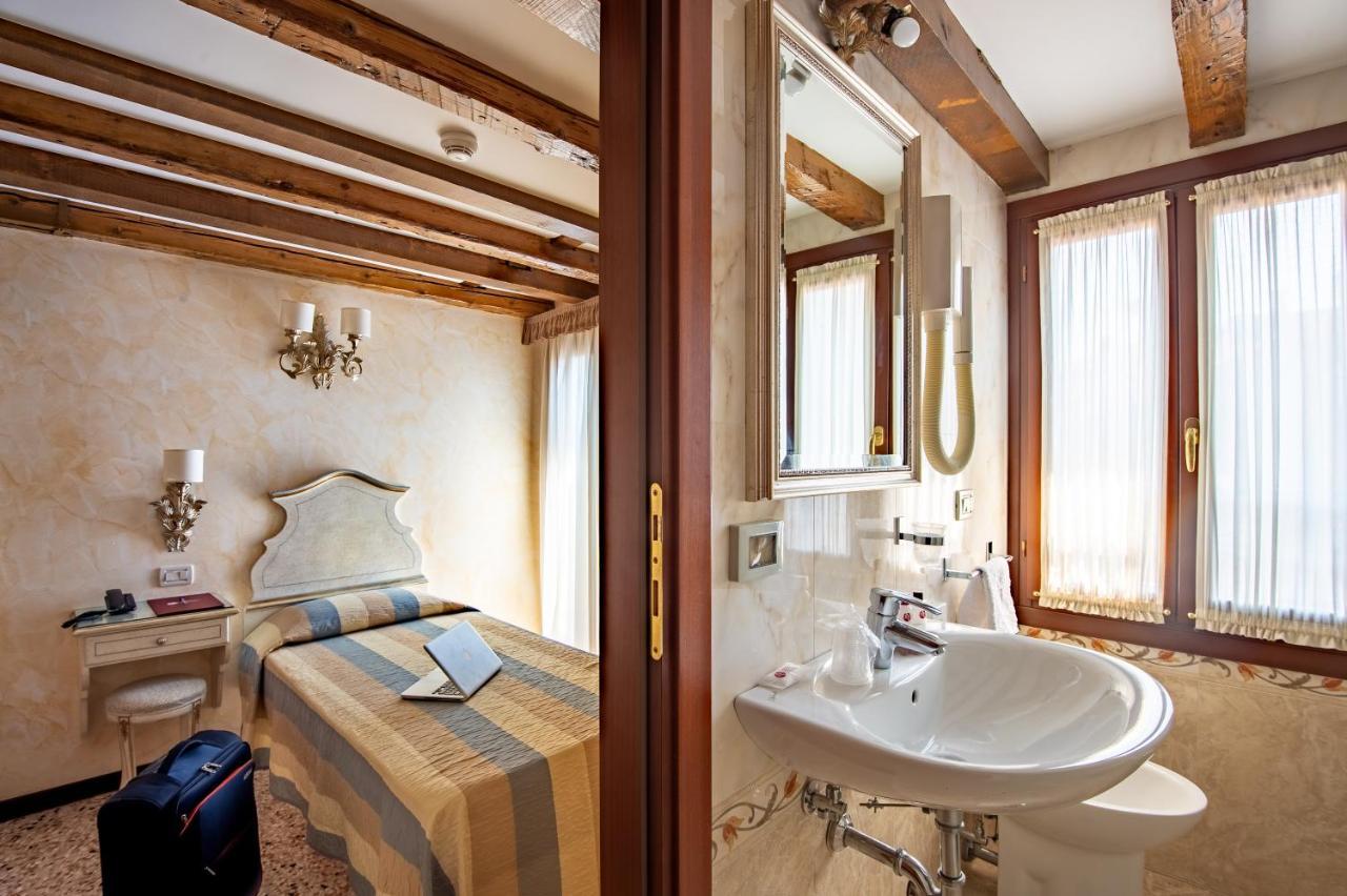 Mercurio Hotel 3*