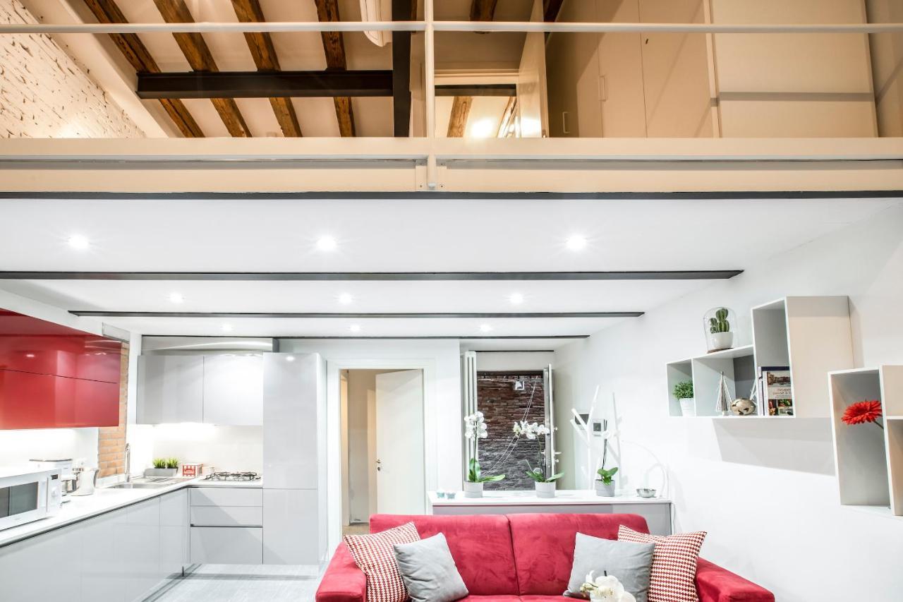 Apartment Industrial Loft R&r Venice