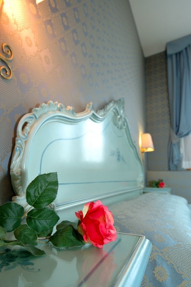 Antica * Venice