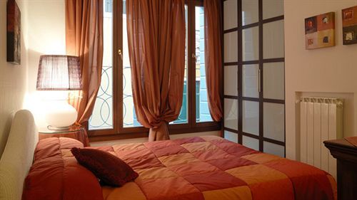 Sleep In Hotel *