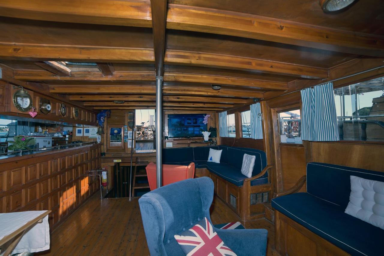 Boat & Breakfast Caicco Freedom 2* Veneza