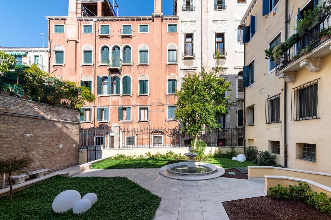 Ca' De La Fonte - Wenice Deep Culture Guest house