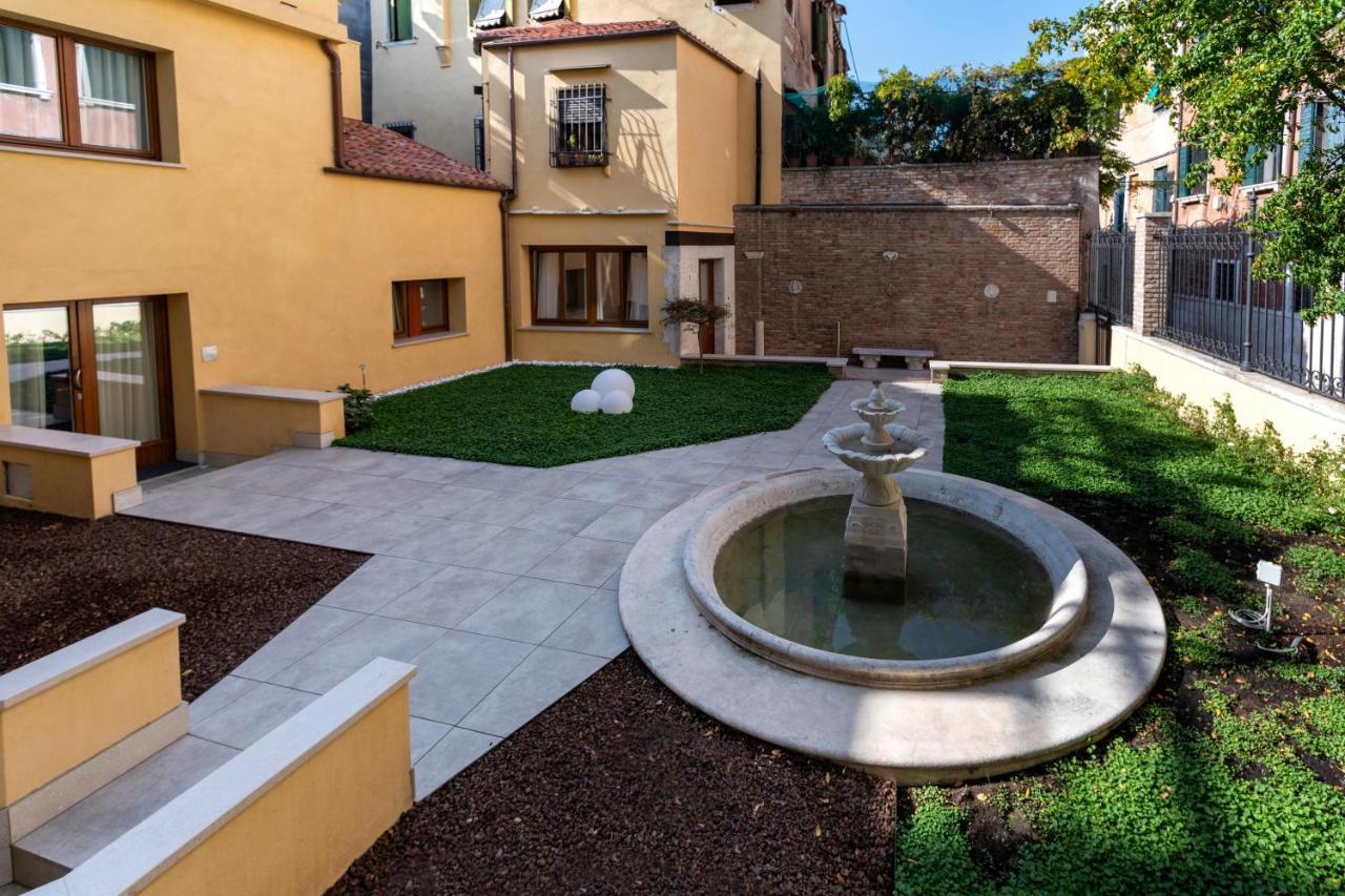 Guest house Ca' De La Fonte - Wenice Deep Culture 2*