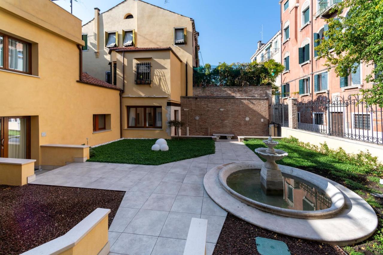 Guest house Ca' De La Fonte - Wenice Deep Culture 2*