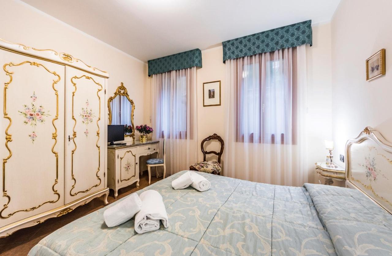 Ca' Leon D'oro Guest house 3*