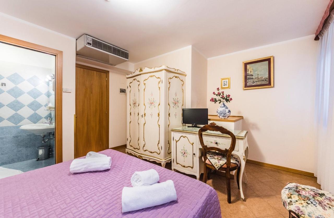 Ca' Leon D'oro Guest house