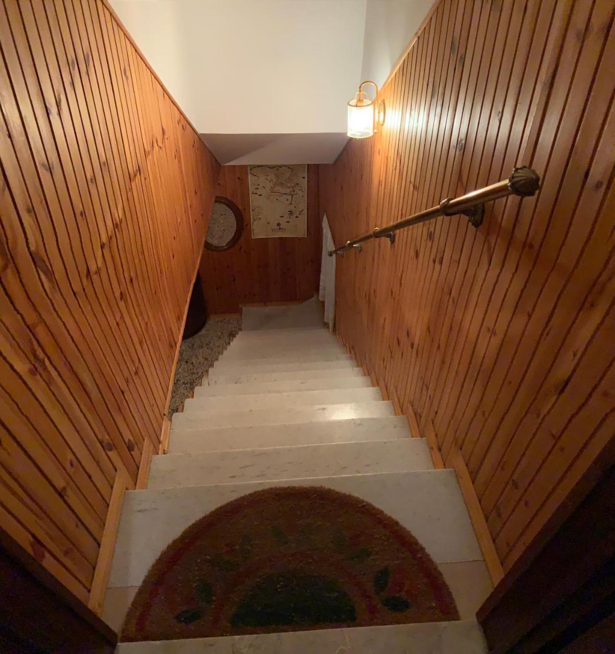 Royal Apartment *